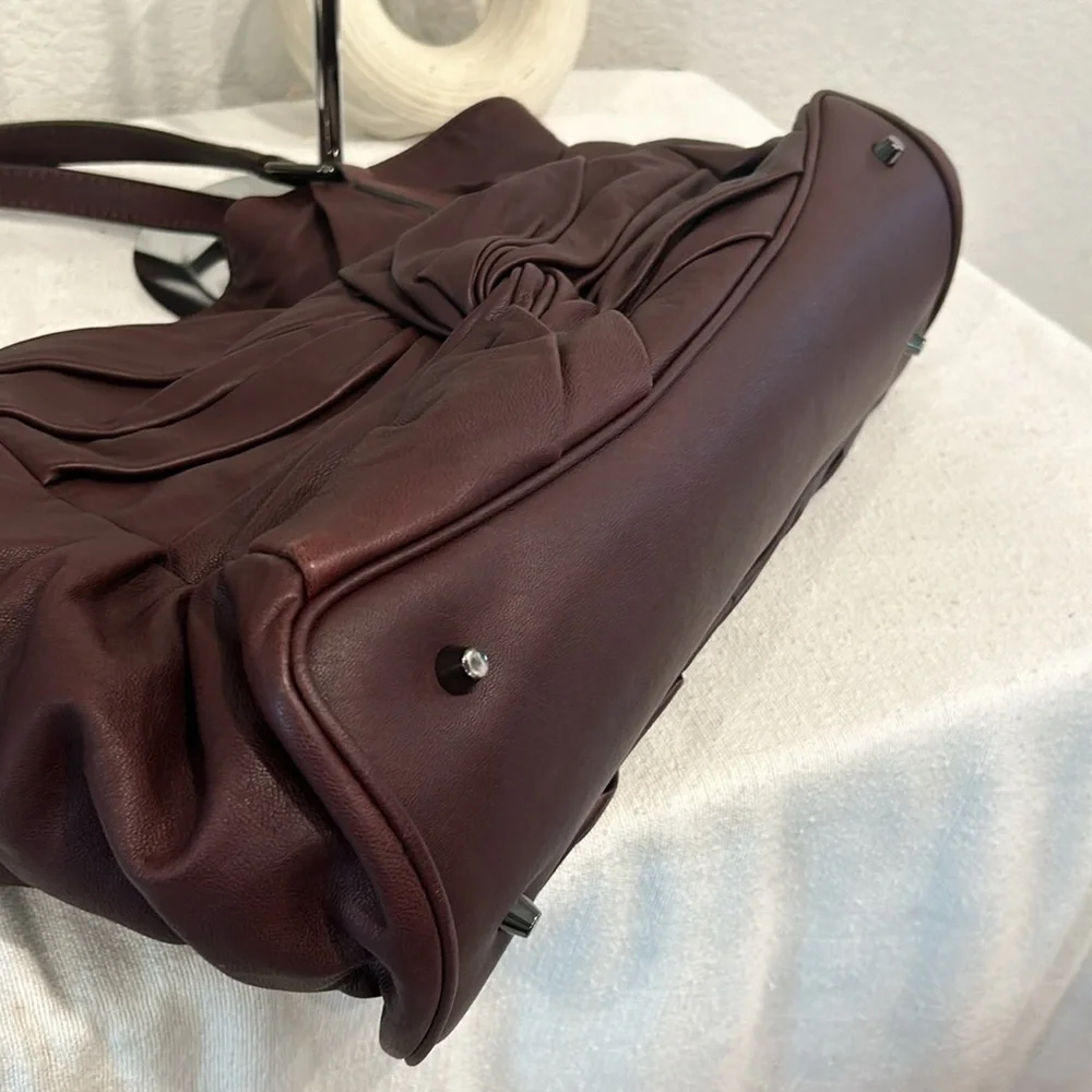 BURBERRY Leather Shoulder Bag - Picture 10 of 14
